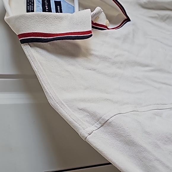 Tommy Hilfiger Regular Fit Tommy Tipped Polo in Men's Size Small - Picture 10 of 10